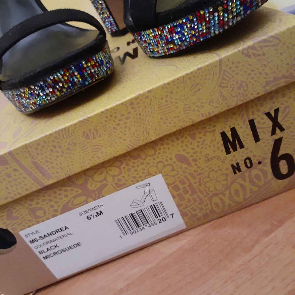 Mix N6 "Sandrea" heels size 6.5 - Picture 7 of 7